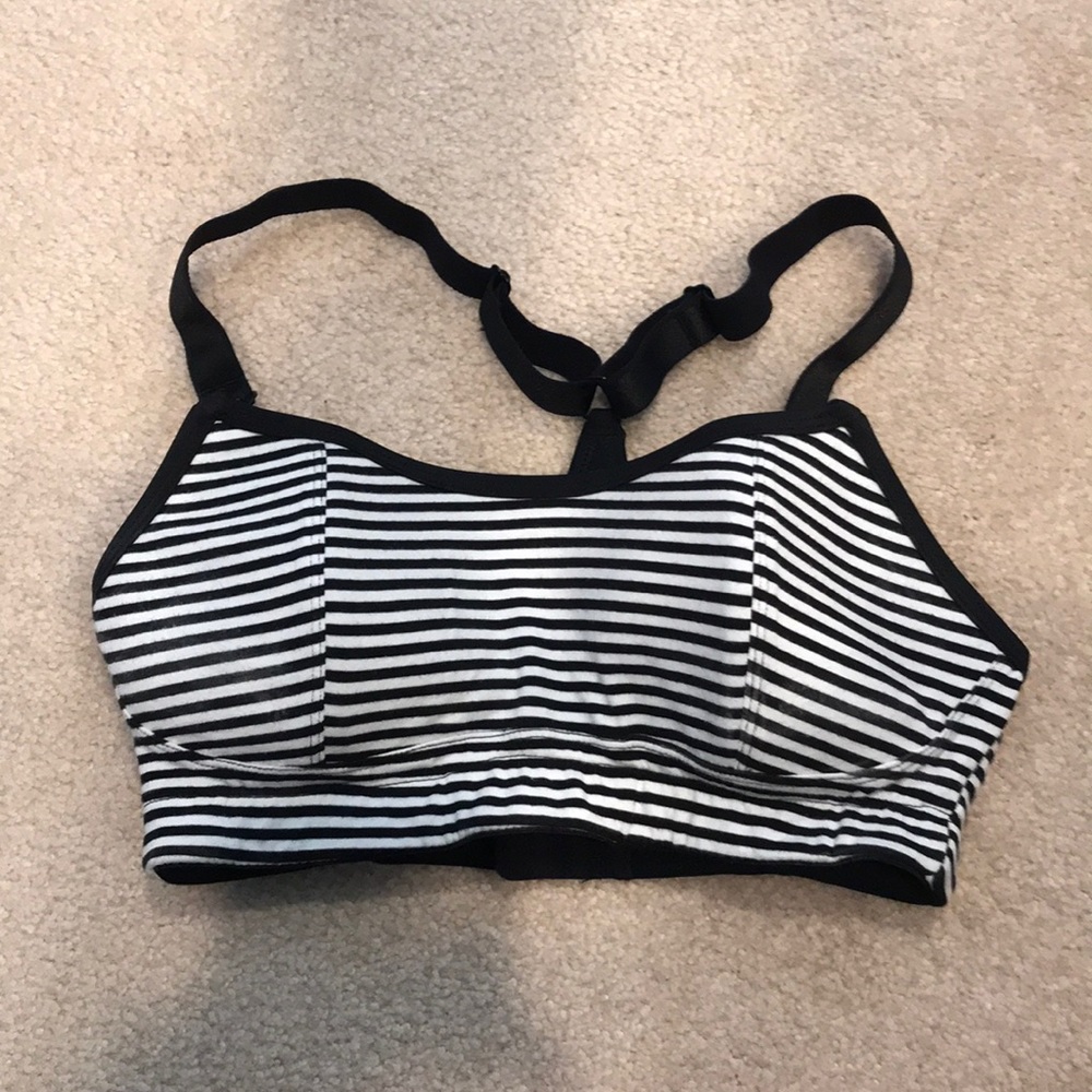 Nursing sports bra from candenshae-never worn